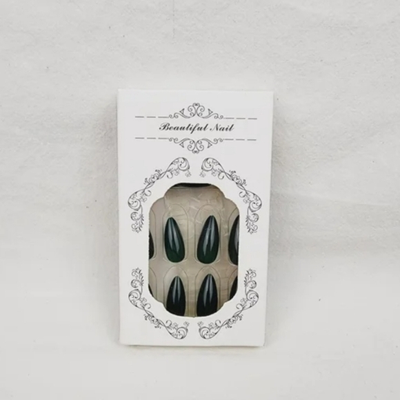 24 Pieces Fake Press On Nails - Picture 5 of 6